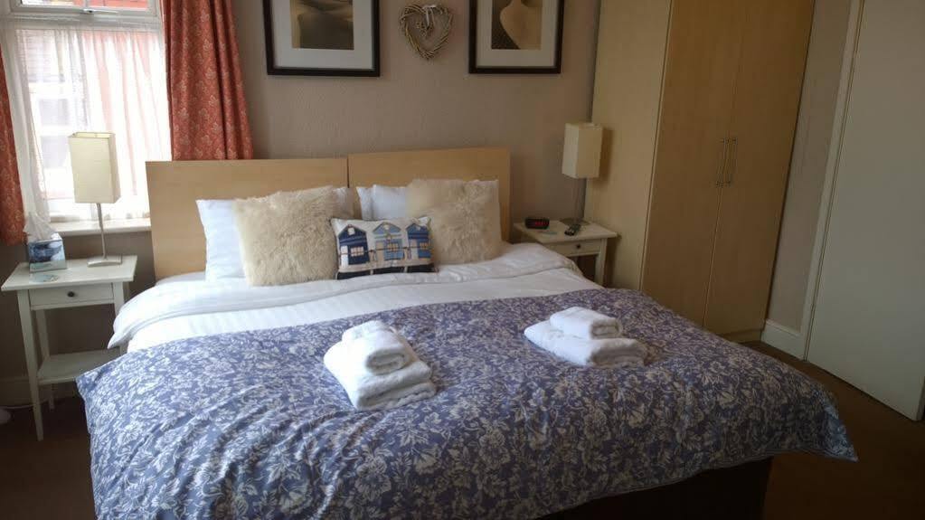 Ebor Lodge Eastbourne Luaran gambar